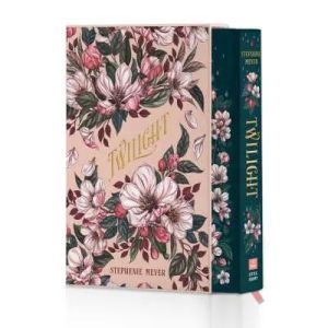Twilight (Deluxe Hardcover Edition) 